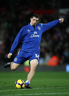 Everton FC Team Photos Prints: Shane Duffy