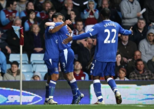 Soccer - Barclays Premier League - Aston Villa v Everton - Villa Park Soccer - Barclays Premier League - Aston Villa v Everton - Villa Park