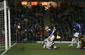 Watford v Everton - Manuel Fernandes scores Watford v Everton - Manuel Fernandes scores