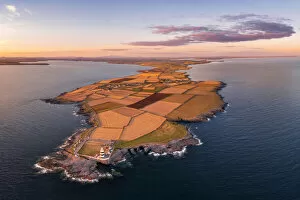 Ireland Collection: GREAT LIGHTHOUSES OF IRELAND - Hook Head Lighthouse