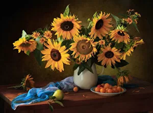 Images Dated 4th February 2017: Still life with sunflowers and yellow plums
