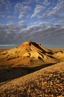 Images Dated 16th July 2008: Arckaringa Hills, Painted Desert, South Australia