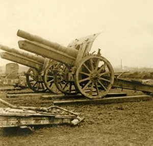 Monochrome War Images Prints: 155 guns, c1914-c1918
