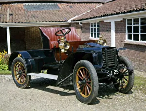 Early 20th Century Cars UK Prints: 1903 Sunbeam. Creator: Unknown