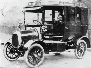 Vintage Transport Photos Prints: 1923 Beardmore