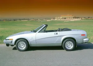 Vintage British Motorcars Prints: 1981 Triumph TR8 Drophead