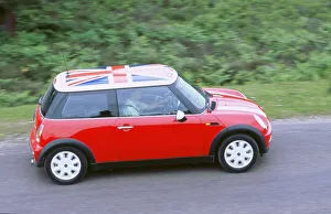 Classic Road Transport Prints: 2002 Mini Cooper