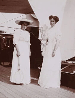 Alix Of Hesse Collection: Anna Alexandrovna Vyrubova (left) with Empress Alexandra Fyodorovna of Russia, 1912-1913