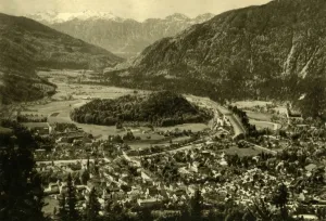 Aerial View Of Austria Prints: Bad Ischl, Upper Austria, c1935. Creator: Unknown