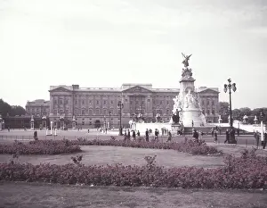 Prints of Buckingham Palace, London, c1955. Residence of the British royal family Palace Prints: Buckingham Palace Print, London 1955