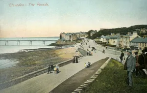 Victorian Pier Prints: Clevedon - The Parade, 1907. Creator: Unknown