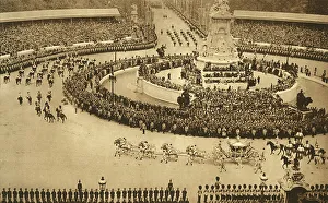 Coronation Of Queen Elizabeth Prints: The Coronation Procession Approaching The Mall, 1937. Creator: Photochrom Co Ltd of London