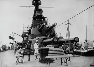 British Naval Warfare Prints: Deck scene - MINAS GERAES, between c1910 and c1915. Creator: Bain News Service
