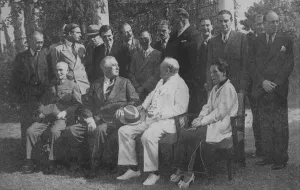 East Meets West in Pacific Victory Conclave, 1943-44 East Meets West in Pacific Victory Conclave, 1943-44
