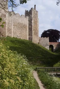 Framlingham Castle Prints: Framlingham Castle, Framlingham, Suffolk, England, UK, 25 / 5 / 10. Creator: Ethel Davies