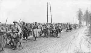 WWI Soldiers Prints: French infantry regiment returning from the front, 30 March 1918