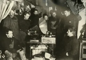 Shackleton's Antarctic Expedition Print, 1909