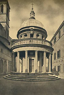 Roma - Temple by Bramante in the Cloisters of S. Pietro in Montorio on the Janiculum Hill, 1910 Roma - Temple by Bramante in the Cloisters of S. Pietro in Montorio on the Janiculum Hill, 1910