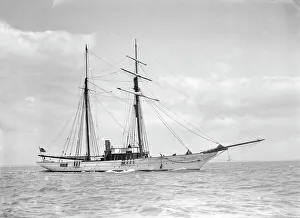 The sailing yacht Sea Belle under way, 1911. Creator: Kirk & Sons of Cowes The sailing yacht Sea Belle under way, 1911. Creator: Kirk & Sons of Cowes