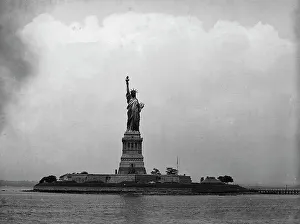 Black White Photography Prints: Statue of Liberty, c1905. Creator: Unknown