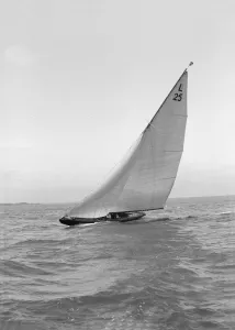 Stella sailing close-hauled, 1914. Creator: Kirk & Sons of Cowes Stella sailing close-hauled, 1914. Creator: Kirk & Sons of Cowes
