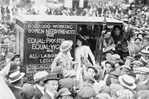 Women's Rights Activists Prints: Suffragettes on way to Boston, between c1910 and c1915. Creator: Bain News Service