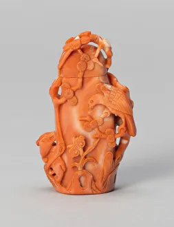 Qing Dynasty Tree-Shaped Snuff Bottle Print, 1850-1900