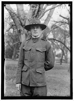 First World War Soldier Portraits Prints: Uniforms: Sergeant, Signal Corps