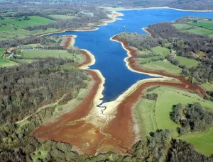 Bewl Reservoir, Kent, during a drought Bewl Reservoir, Kent, during a drought