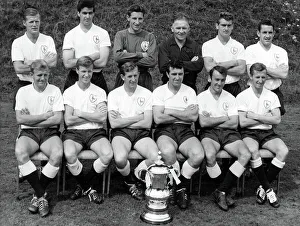 Tottenham Hotspur Team 1962/63, with FA Cup. Tottenham Hotspur Team 1962/63, with FA Cup.