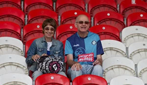 Wycombe Wanderers Collection: Wycombe fans at Doncaster