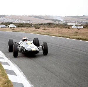 Images Dated 29th January 2010: 1965 South African Grand Prix