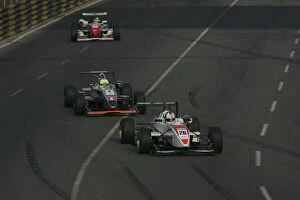 Images Dated 21st November 2004: 2004 Macau Grand Prix. 51st Formula Three Race. Lucas di Grassi (BRA), Hitech Racing