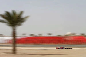 Images Dated 19th April 2013: 2013 Bahrain Grand Prix - Friday