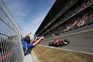 Images Dated 8th October 2011: CATALUNYA-AUTOSPORT-WORLD SERIES RENAULT