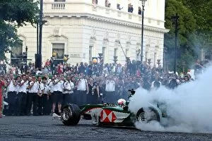 Images Dated 6th July 2004: F1 Regent Street Parade: Martin Brundle: F1 Regent Street Parade, Regent Street, London, England