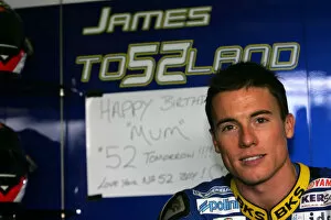 Images Dated 17th August 2008: James Toseland Tech 3 Yamaha sends a Birthday message to his Mum