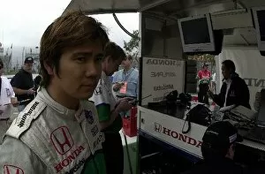 Images Dated 13th April 2002: Shinji Nakano (JPN), wonders what went wrong after being only eighteenth fastest in qualifying for