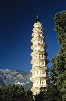 China, View of pagoda with mountain in background; Dali China, View of pagoda with mountain in background; Dali