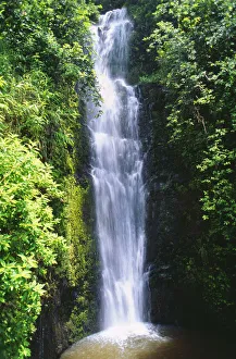 Hawaii, Maui, Hana, Wailua Falls Valley, Waterfall Surrounded By Lush Greenery Hawaii, Maui, Hana, Wailua Falls Valley, Waterfall Surrounded By Lush Greenery