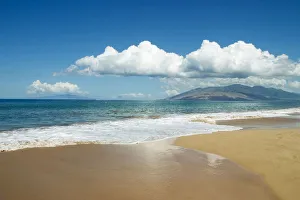 Hawaii, Maui, Kihei, Ocean And Sand, West Maui Mountains In The Distance Hawaii, Maui, Kihei, Ocean And Sand, West Maui Mountains In The Distance
