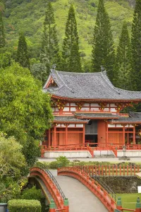 Hawaii, Oahu, Ahuimanu Valley, Valley Of The Temples, Byodo-In Temple Hawaii, Oahu, Ahuimanu Valley, Valley Of The Temples, Byodo-In Temple