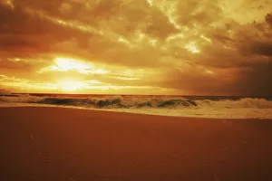 Hawaii, Oahu, North Shore, Beautiful Sunset Over The Ocean Hawaii, Oahu, North Shore, Beautiful Sunset Over The Ocean