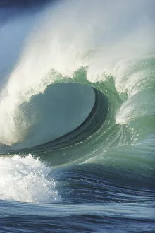 Hawaii, Oahu, North Shore, Waimea Bay, Wild And Crashing Shorebreak Hawaii, Oahu, North Shore, Waimea Bay, Wild And Crashing Shorebreak
