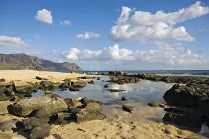 Hawaii, Oahu, Yokohama Bay, Waianae, Rocky Beach And Calm Ocean Hawaii, Oahu, Yokohama Bay, Waianae, Rocky Beach And Calm Ocean