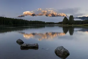 Two Jack Lake, Banff National Park, Alberta, Canada Two Jack Lake, Banff National Park, Alberta, Canada