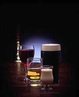 Round Of Drinks At A Traditional Irish Pub, Ireland Round Of Drinks At A Traditional Irish Pub, Ireland