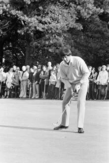 Images Dated 7th October 1977: 1977 Colgate World Match Play Championship, Wentworth Club, Virginia Water