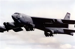 The 1Oth Sunderland International Airshow 1998. The Boeing B-52 The 1Oth Sunderland International Airshow 1998. The Boeing B-52