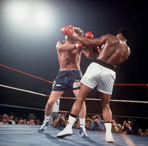Action during the heavyweight fight between American Muhammad Ali and Britain' Action during the heavyweight fight between American Muhammad Ali and Britain'